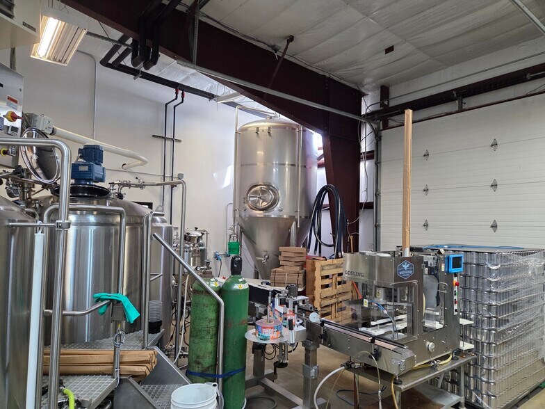 More Photos Of 4362 County Rd S, Oshkosh Restaurant For Sale