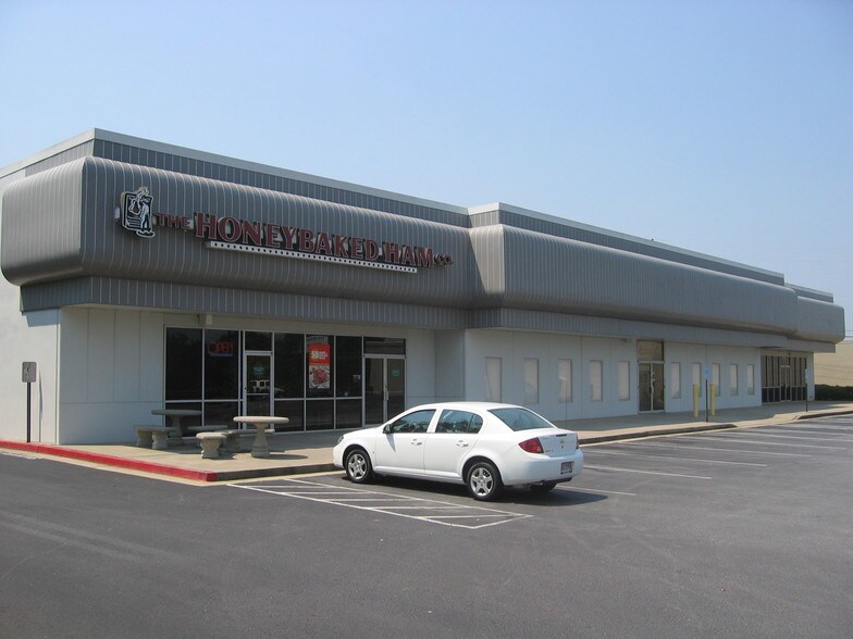 More Photos Of 1311 Mount Zion Rd, Morrow Freestanding For Sale