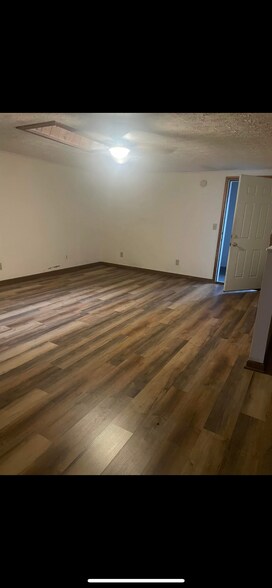 More Photos Of 709A Division St, Parkersburg Freestanding For Sale