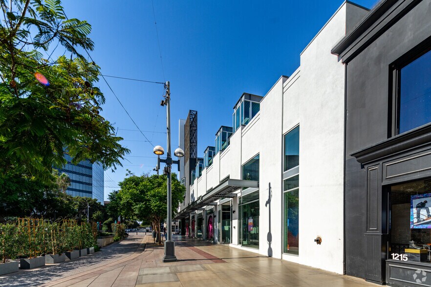 More Photos Of 1201 3rd Street Promenade, Santa Monica General Retail For Lease