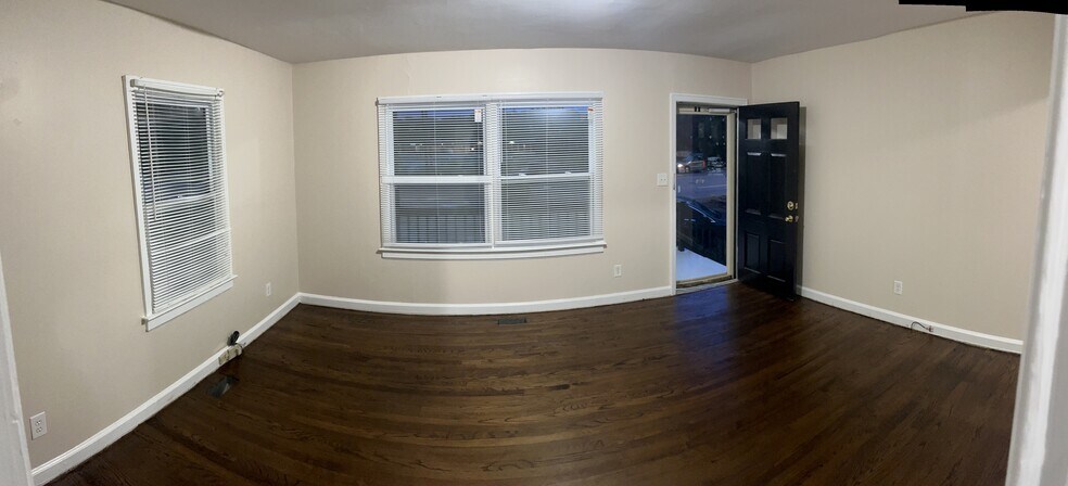 More Photos Of 2007 Wake Forest Rd, Raleigh Storefront Retail Office For Lease