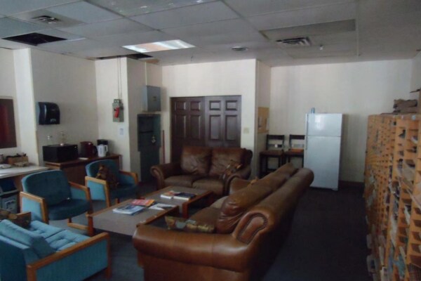 More Photos Of 2950 Bremner Ave, Red Deer Office For Sale