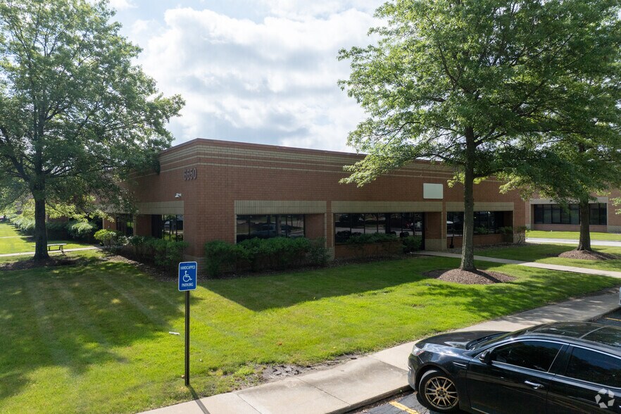 More Photos Of 6650 W Snowville Rd, Brecksville Research And Development For Lease