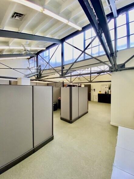 More Photos Of 1545-1555 Pacific Ave, San Francisco Storefront For Sale