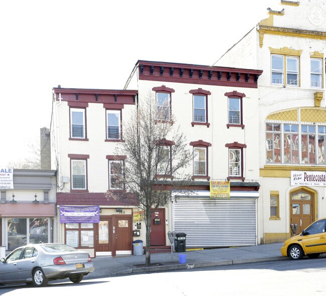 More Photos Of 169 Broadway, Newburgh Storefront Retail Residential For Lease