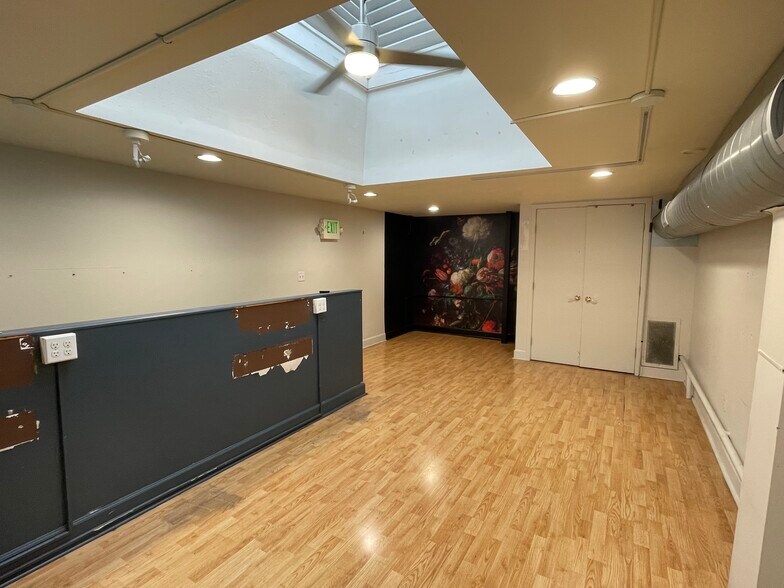More Photos Of 3349-3351 Grand Ave, Oakland Storefront For Lease