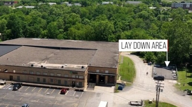 More Photos Of 2301 W Pike St, Houston Manufacturing For Lease