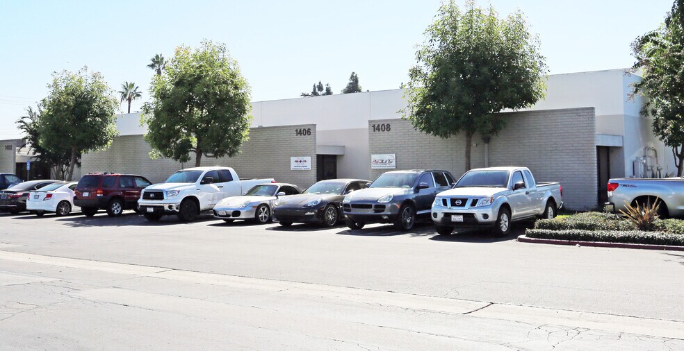 More Photos Of 1402-1408 N Batavia St, Orange Flex For Lease