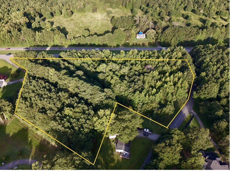 More Photos Of 0 Thompson Rd, Tyrone Land For Sale