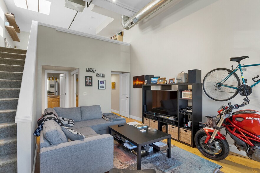 More Photos Of 145 Liberty St NE, Salem Apartments For Sale