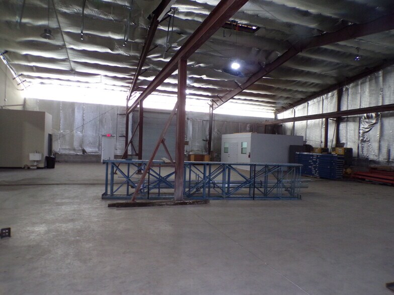 More Photos Of 4763 Drane Field Rd, Lakeland Warehouse For Lease