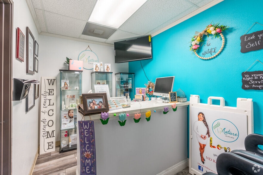 More Photos Of 219-231 S Riverside Ave, Rialto Storefront Retail Office For Sale