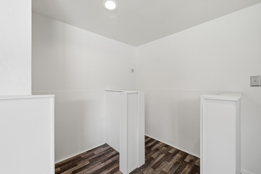 More Photos Of 75 Route 23, Franklin Office Residential For Lease