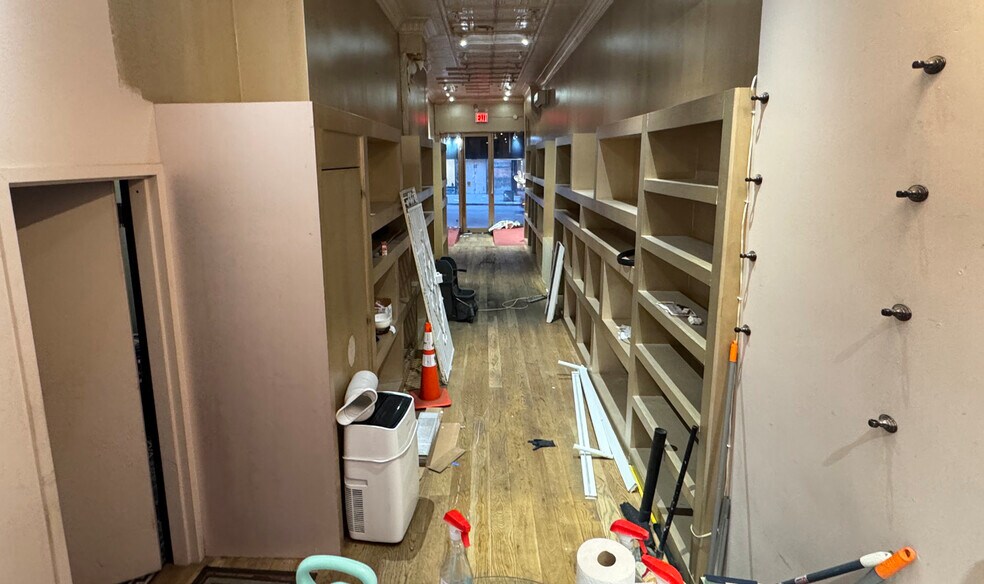 More Photos Of 233 E 59th St, New York Apartments For Lease