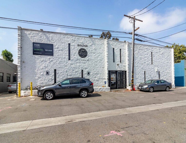 More Photos Of 5890 Blackwelder St, Culver City Office For Sale