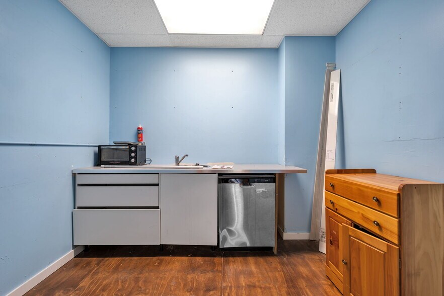 More Photos Of 1000-1008 Parsons Ave, Columbus Apartments For Lease