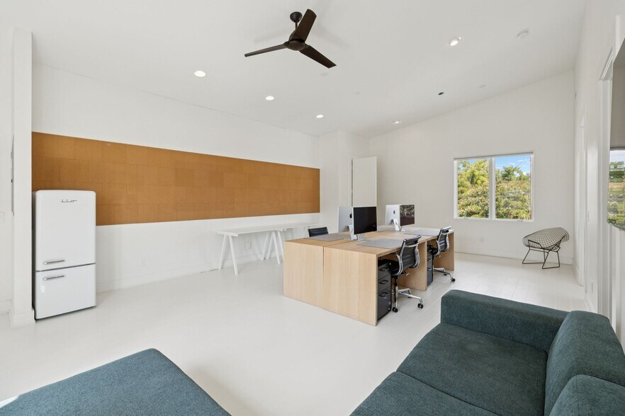 More Photos Of 2517 White Ave, Nashville Office Residential For Sale