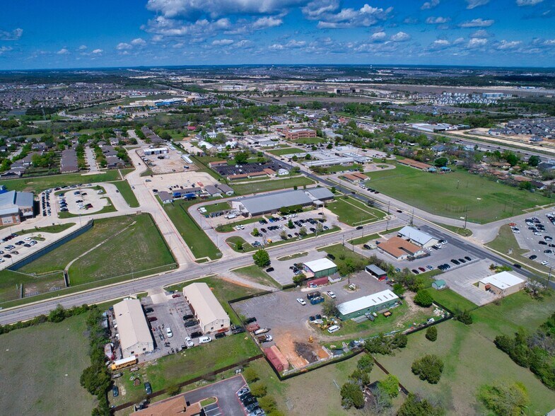 More Photos Of 414 Lion Dr, Leander Land For Sale