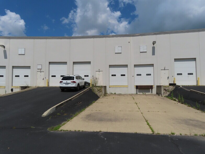 More Photos Of 2097 London Rd, Delaware Warehouse For Lease