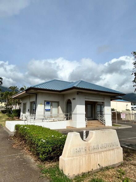 Primary Photo Of 1644 Mill St, Wailuku Office For Lease