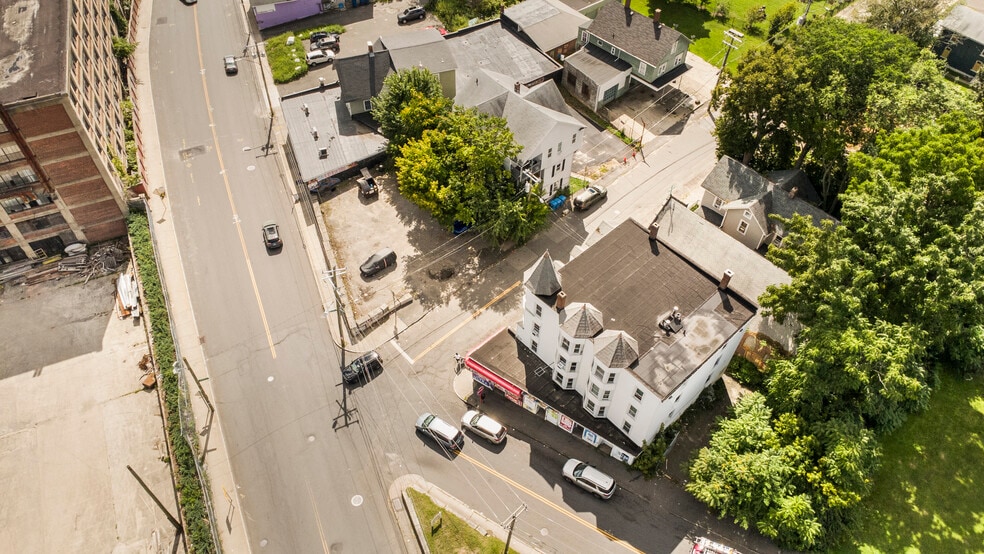 More Photos Of 5 Hill St, Waterbury Apartments For Sale