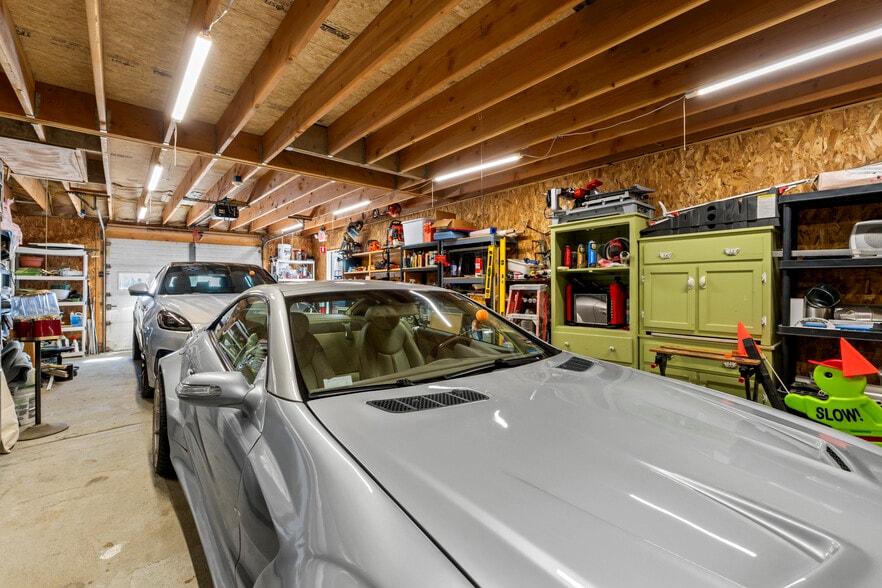 More Photos Of 357 W Main St, Searsport Freestanding For Sale