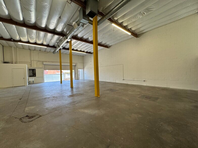 More Photos Of 4233 City Terrace Dr, Los Angeles Industrial For Sale
