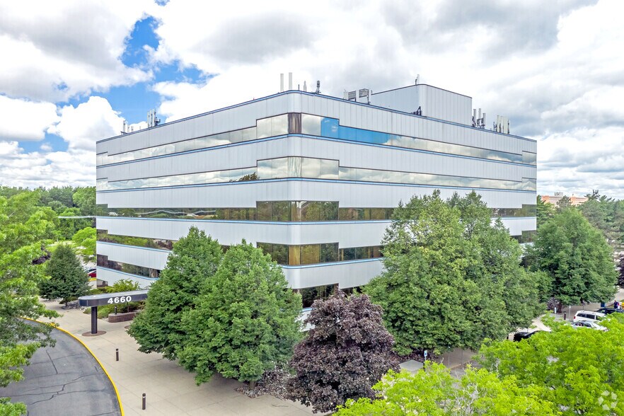 More Photos Of 4660 S Hagadorn Rd, East Lansing Office For Lease