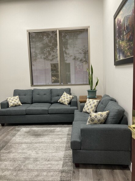 More Photos Of 64 N Pecos Rd, Henderson Medical For Lease