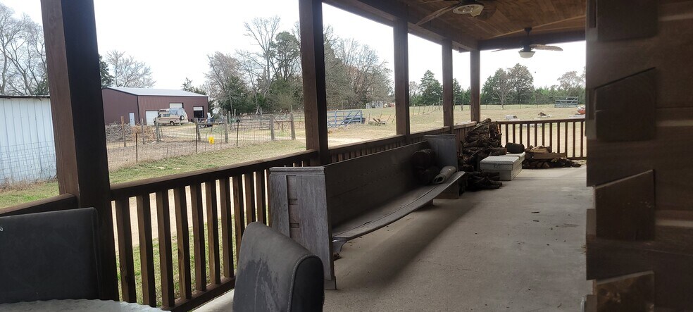 More Photos Of 766 County Road 4640, Winnsboro Specialty For Sale