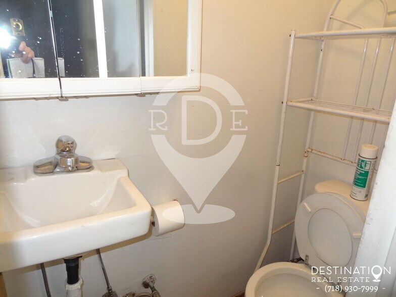More Photos Of 524 3rd Ave, Brooklyn Storefront Retail Residential For Lease