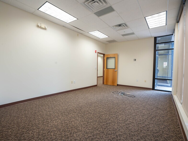 More Photos Of 245 Broadway, Schenectady Apartments For Lease