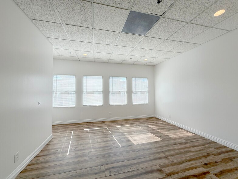 More Photos Of 1460 7th St, Santa Monica Medical For Lease