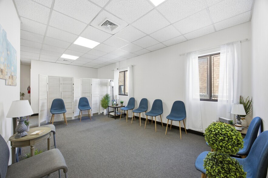More Photos Of , Staten Island Office For Sale