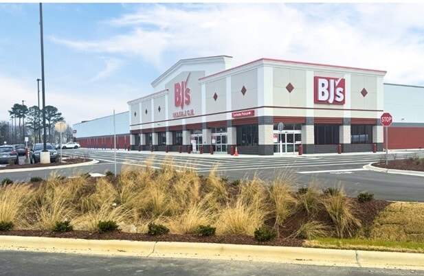 More Photos Of Intersection of I-95 & Hwy 70, Selma Unknown For Lease