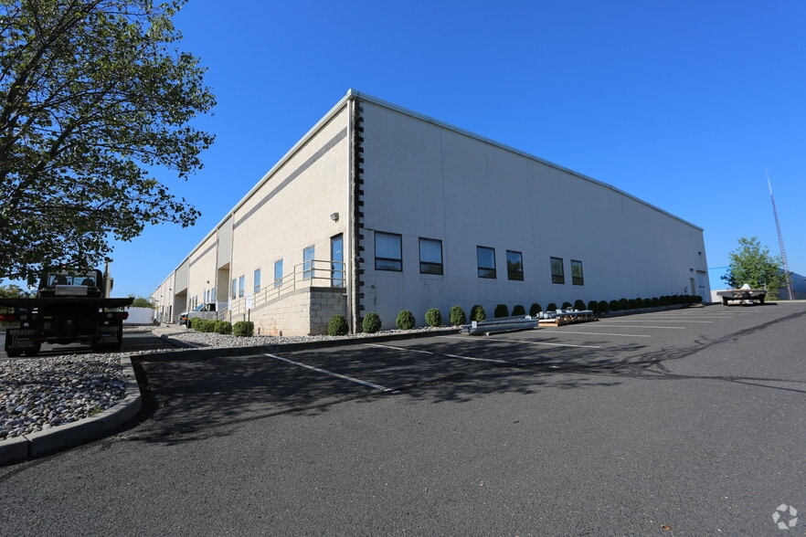 Primary Photo Of 171 Industrial Pky, Branchburg Manufacturing For Lease