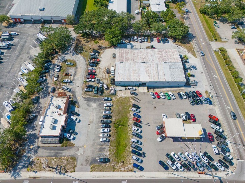 More Photos Of 4020 Bee Ridge Rd, Sarasota Fast Food For Lease