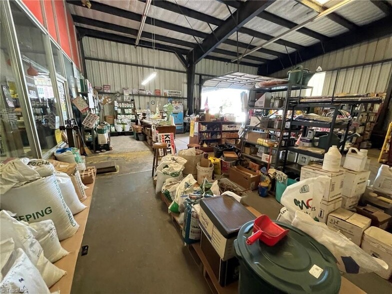 More Photos Of 607 Main, Pilot Mountain Storefront Retail Residential For Sale