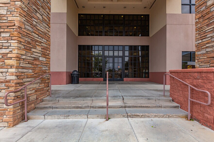 More Photos Of 1425 W Elliot Rd, Gilbert Medical For Lease