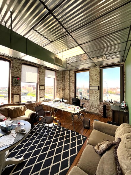 More Photos Of 601 Walnut St, Kansas City Office For Lease