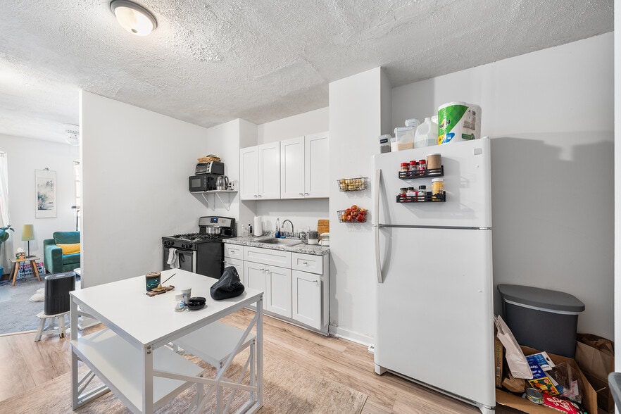 More Photos Of 1010 Winton St, Philadelphia Apartments For Sale