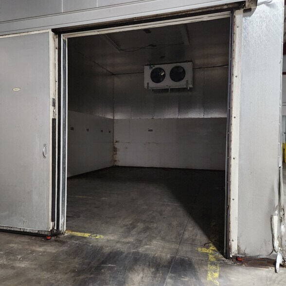 More Photos Of 3424 Valley Ave SW, Decatur Warehouse For Sale