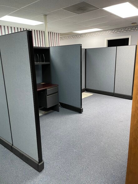 More Photos Of 2500 Center Point Pky, Birmingham Medical For Lease