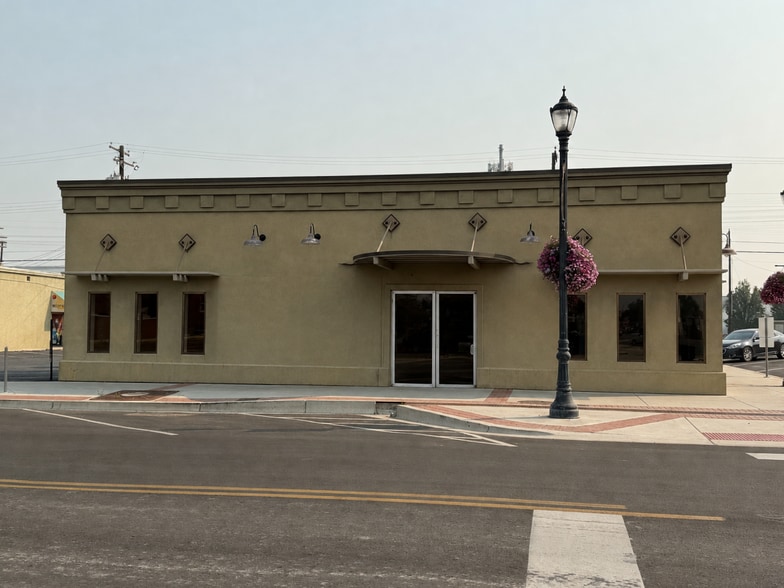 Primary Photo Of 823 Main St, Caldwell Office For Lease