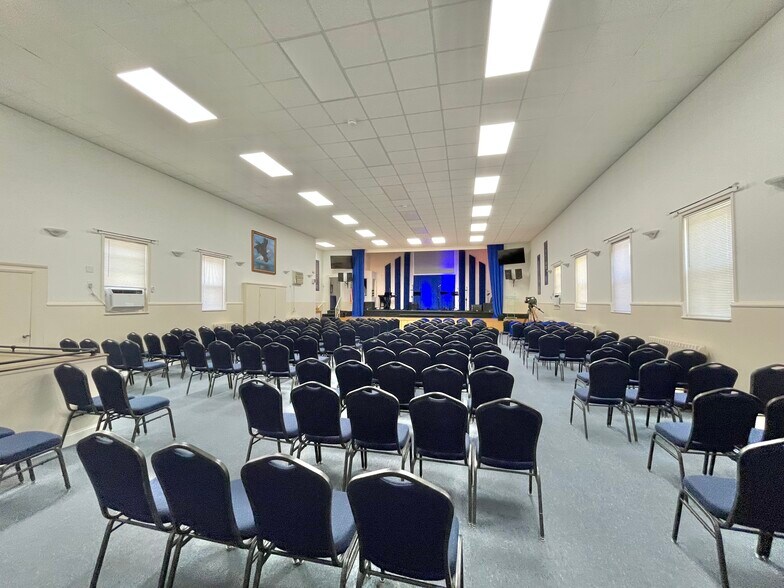 More Photos Of 214-220 Ripley Pl, Elizabeth Specialty For Sale