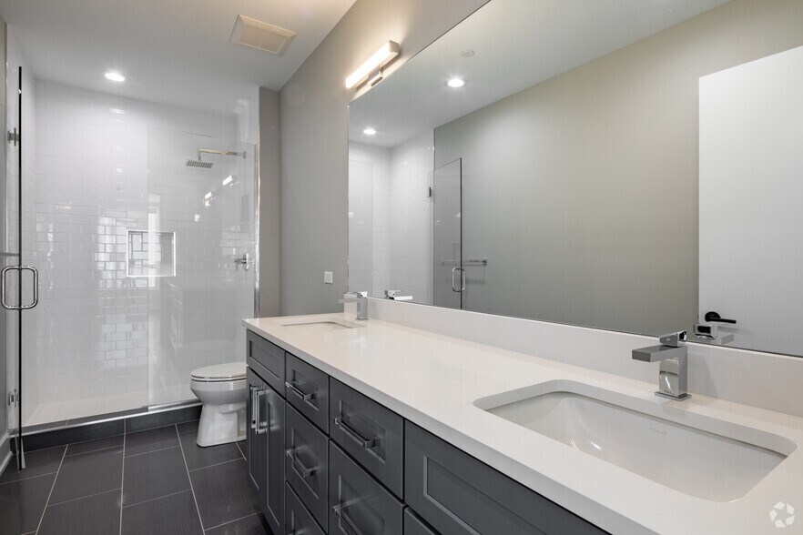 More Photos Of 3001 N Southport Ave, Chicago Apartments For Lease