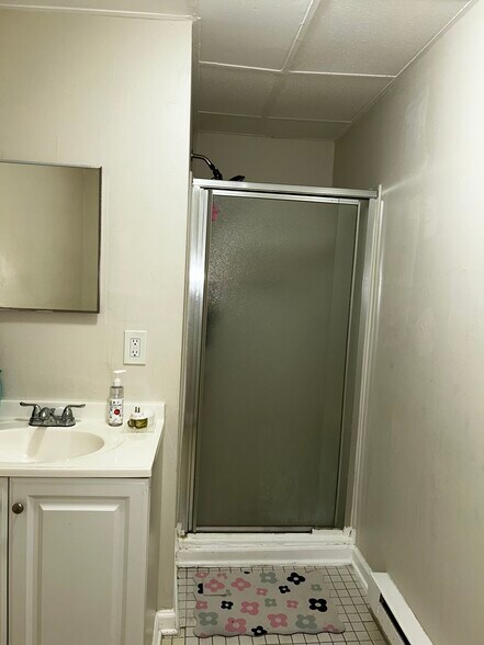 More Photos Of 140 Orange St, Waterbury Apartments For Sale