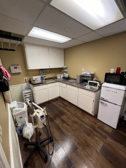 More Photos Of 780 W Olive Ave, Merced Medical For Lease