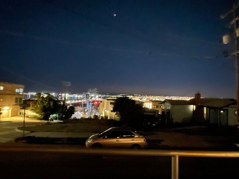 More Photos Of 2816-18 Columbia Street, San Diego Apartments For Sale