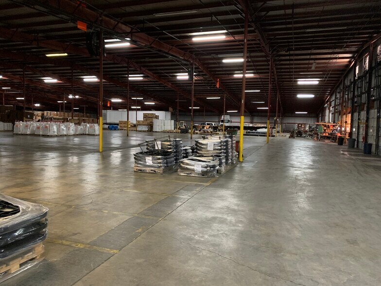 More Photos Of 710 Campbell Dr, Greeneville Warehouse For Lease